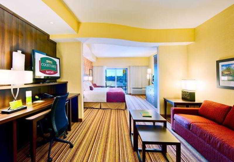 Courtyard By Marriott Houma Hotel Exterior photo