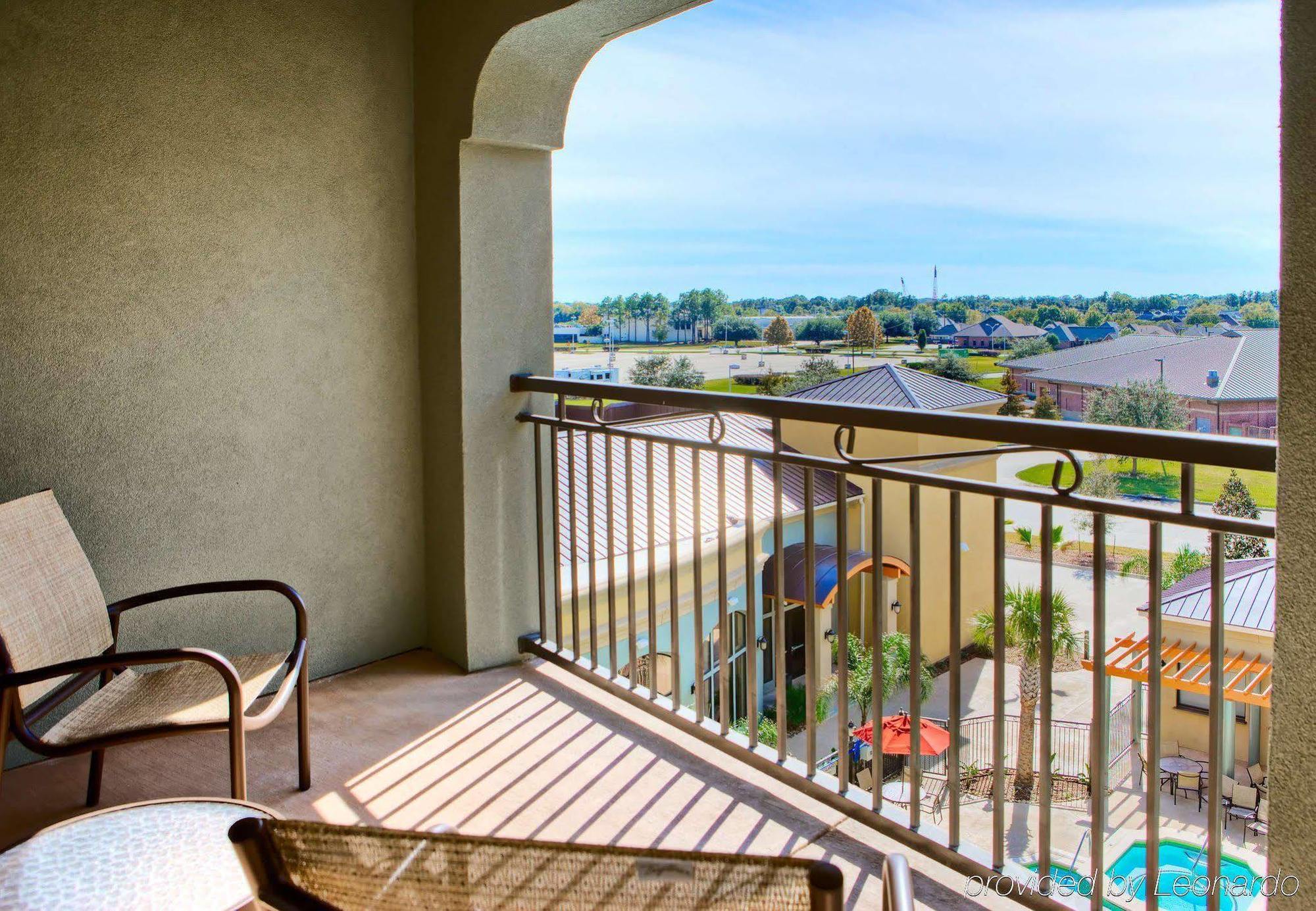 Courtyard By Marriott Houma Hotel Room photo